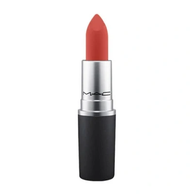 Imagen de MAC Powder Kiss Barra de labios Devoted To Chili 3 g