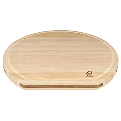 Imagen de KAI Tabla de cortar Shun Hinoki D Type reversible Usable por ambos lados, con canaleta para jugos en la parte trasera Ciprés japonés Dimensiones: 36 x 33 2,5 cm madera