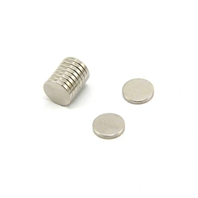 Imagen de N42 Magnet de Neodimio Para Artes, Manualidades, Fabricación Modelos, Bricolaje, Pasatiempos, Oficina Y Hogar 10mm Diámetro x 1.5mm Espesor 1kg Paquete 20
