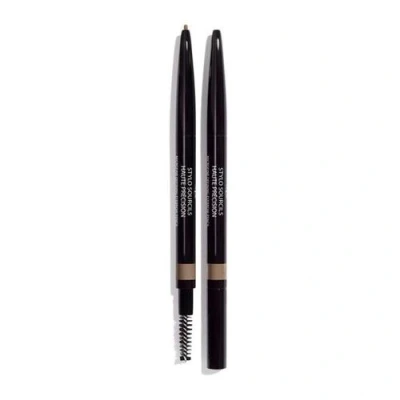 Imagen de Chanel Stylo Sourcils Microfine Defining Lápiz de cejas