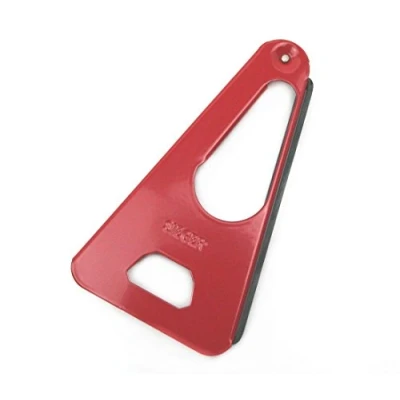 Imagen de Westmark Abridor multiusos con borde de goma, botes y botellas/abridor tapas, Longitud: 17 cm, Acero/caucho, Sieger Twist, Colores surtidos: plata/rojo/azul, 10492270