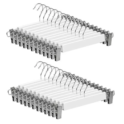 Imagen de COM FORT HOUSE Percha Madera Maciza para Faldas, Pantalones y Vaqueros, Color Natural con Clips Ajustables Anticorrosión Gancho Giratorio (24 Unidades, Blanca)
