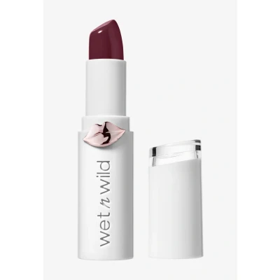 Imagen de Wet n Wild MEGALAST LIPSTICK Barra de Labios Hidratante con Color Intenso, Acabado Brillante Larga Duración Vegana Sangria Time, 1 Unidad