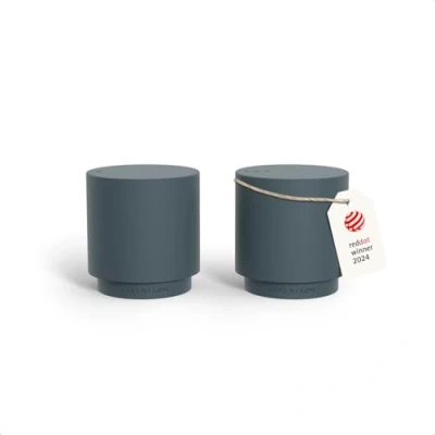 Imagen de LARS NYSØM Juego de Salero y Pimentero Acero Inoxidable con Moderno Diseño Minimalista, Fácil Recarga (Stone Blue)