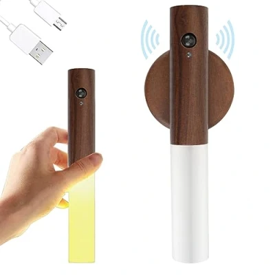 Imagen de luz de pared madera, nocturna interior con sensor movimiento, luces magnéticas recargables interruptor para dormitorio, pasillo, escalera, habitación los niños y más (Nogal)