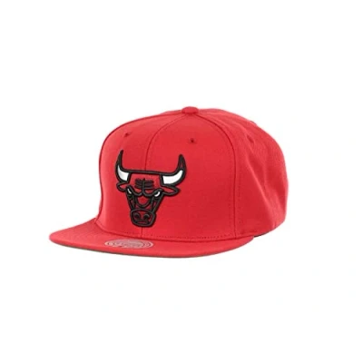 Imagen de Mitchell &amp; Ness Chicago Bulls NBA Conference Patch Red Original Fit Snapback Cap One Size