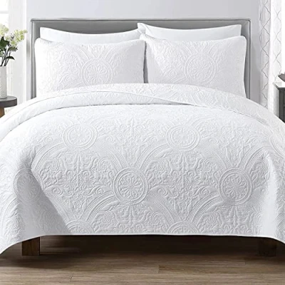 Imagen de HaraDeco Colcha Blanca Floral Lisa, de Verano Ligera, Cubrecama + 1 Funda Almohada para Todas Las Estaciones, Hogar y Hosteleria(Cama Individual 105/120cm. H2023)