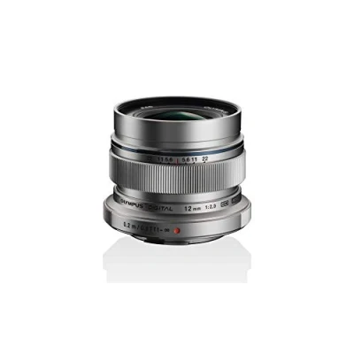 Imagen de Objetivo Olympus M.Zuiko Digital ED 12 mm F2.0, Longitud Focal Fija rápida, Apto para Todas Las cámaras MFT (Modelos OM D &amp; Pen, Serie G de Panasonic), Plata