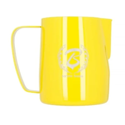 Imagen de Barista Space Jarra de leche plateada pulida, ideal para latte art con boquilla precisa, ligera y manejable, recomendada por campeones del mundo, color plateado, 600 ml