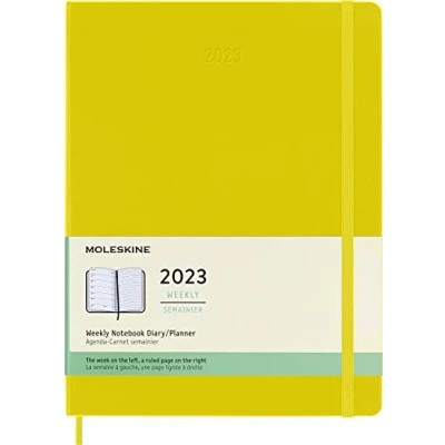 Imagen de Moleskine Agenda Semanal 2023, 12 Meses, Planificador Semanal, Tapa Dura, Tamaño XL 19 x 25 cm, Color Amarillo Heno