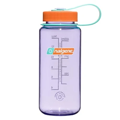 Imagen de Nalgene Sustain Tritan Botella de agua sin BPA hecha con material derivado del 50% residuos plástico, 16 onzas, boca ancha, amatista