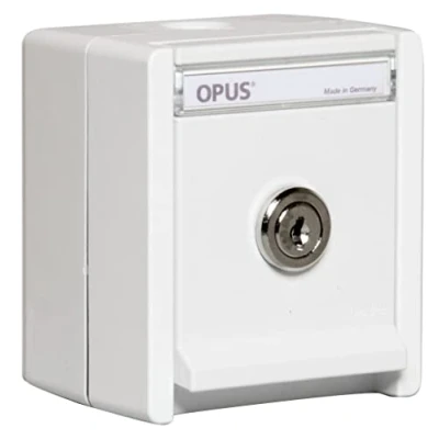 Imagen de OPUS® RESIST Toma de corriente con protección contacto (1 compartimento, cierre, cierre &quot;8&quot;), color blanco puro