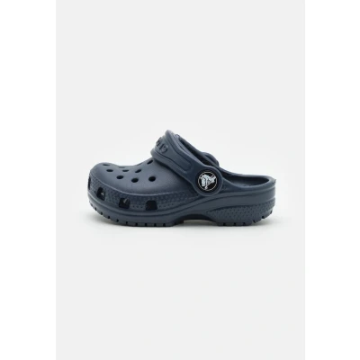 Imagen de Crocs Classic Sandalias planas para niños, Talla: 20/21, Taffy pink Fibra sintética