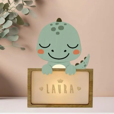 Imagen de WONDEE Vintiun Regalos Personalizados Originales para Bebés, Lámpara Personalizada Bebé Quitamiedos de Dinosaurio Bebés Recién Nacidos Niña y Niño (Incluye cable USB C)