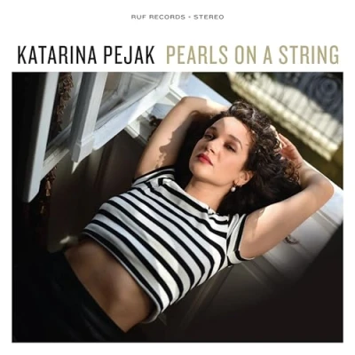 Imagen de Pearls On A String