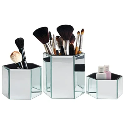 Imagen de Kurtzy Set de 3 Hexágono Espejo Organizador Maquillaje y Cosméticos Porta Brochas Plateados Pequeños, Medianos Grandes Tocador Baños, Practico Moderno