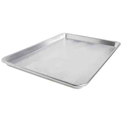 Imagen de Nordic Ware Baking sheet Prism 45 x 33 cm half