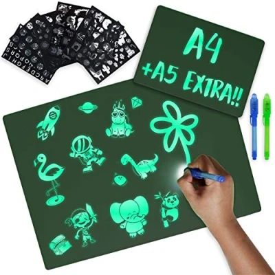 Imagen de Pizarra Mágica con Luz A4 y A5, 6 Plantillas, 2 Bolis Espía BONNYCO Juguetes para Niños Niñas 3 4 5 7 8 9 10 11 Años Luminosa, Regalos Originales Cumpleaños Navidad
