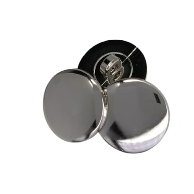 Imagen de BOTIBOTON 12 Botones Dorados y Plateados Planos Brillantes 5 medidas Accesorio de Costura para abrigos americanas Fabricado Enviado desde España (Plateado, 18 mm)