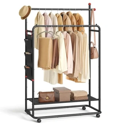 Imagen de SONGMICS HOME Perchero, Perchero Metálico con Ruedas, 2 Barras para Colgar, Bolsillos Laterales, Estante, Ganchos Cerillas, Negro Tinta HSR171B01