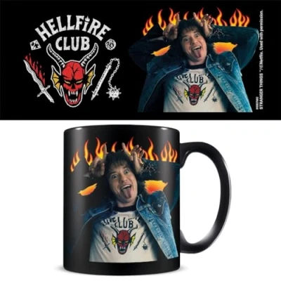 Imagen de Pyramid International Stranger Things taza (diseño Eddie Hellfire) 325 ml de cerámica negra, café y regalos Producto oficial