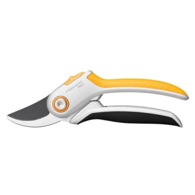 Imagen de Fiskars Tijeras de jardín Bypass para ramas y ramitas frescas, Recubrimiento antiadherente, Cuchillas acero/Mangos aluminio, Negro/Naranja, Plus, P531, 1057168