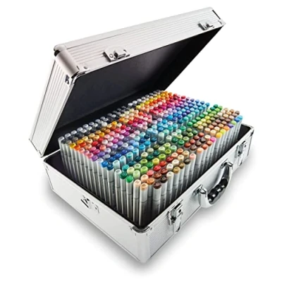 Imagen de Copic CZ21075450 Juego de 358 rotuladores (maletín metálico), tinta multicolor