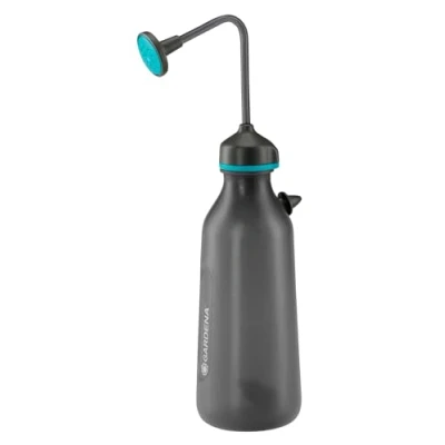 Imagen de Gardena Rociador Suave de 0,45 l: riego plántulas, función 2 en 1 con Cabezal Tipo Ducha o Boquilla Chorro Fino, Capacidad 450 ml (11102 20)