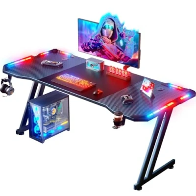 Imagen de HLFURNIEU Mesa Gaming con LED, Ergonómico Gamer 160 x 60 cm, Escritorio Tablero de Fibra Carbono, Desk para Computadora Portavasos y Gancho Auriculares