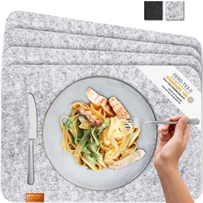 Imagen de MIQIO® Manteles Individuales de Fieltro en Estilo Escandinavo y Cuero Lavable Set 4 44x30 cm para la Decoración Mesa Navidad Gris Claro