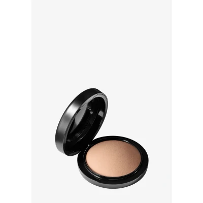 Imagen de MAC Mineralize Skinfinish Natural Medium Plus 10 g
