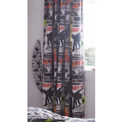 Imagen de Trucos, monopatín y Graffiti cortinas 54s