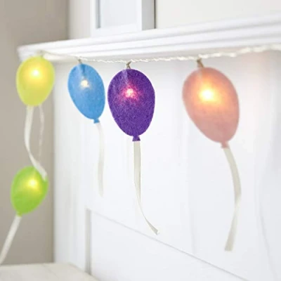 Imagen de Lights4fun Cadena Luminosa de 15 Globos Colorados en Fieltro con LED Blancos Cálidos a Pilas para Interiores