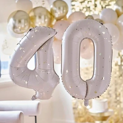 Imagen de Ginger Ray Paquete de globos papel aluminio para cumpleaños número 40, neutros y dorados, con pajita, 26 pulgadas