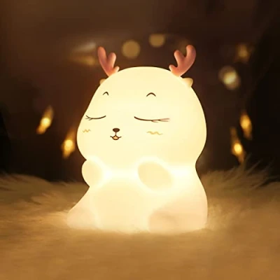 Imagen de Diboniur Luz Nocturna Infantil Silicona, 7 Color Quitamiedos Infantil, USB Recargable Lampara Bebe Noche, Temporizador Control Tactil, Regalos de Cumpleaños Navidad para Niñas y Niños (Ciervo)