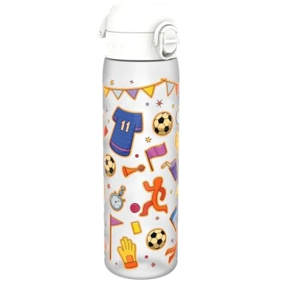 Imagen de Ion8 Botella Agua, 500ml, a Prueba de Fugas, Fácil Abrir, Cerradura Segura, Apta para Lavavajillas, Sin BPA, Asa Transporte, Limpiar, Neutro en Carbono, Diseño Fútbol