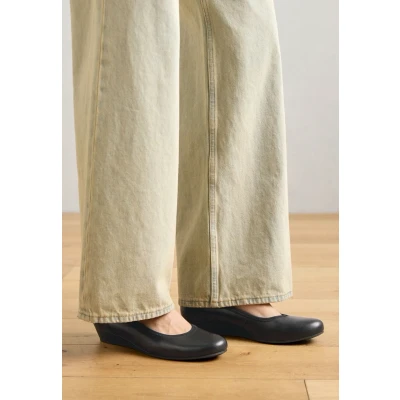 Imagen de Gabor Mujer Zapatos de tacón, señora tacón cuña,tacón cuña,clásico,Elegante,cómodo,Oficina,Negro (Schwarz) / 57,42.5 EU 8.5 UK