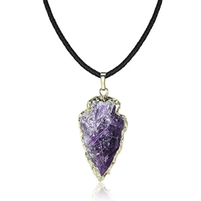 Imagen de COAI Collar de Cuero Negro Genuino con Colgante Punta Flecha Amatista en Bruto Piedra Natural Gema Preciosa para Hombre y Mujer