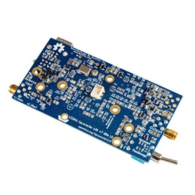 Imagen de Ham It Up v1.3 Barebones RF Upconverter para Radio Definida por Software. Funciona con la Mayoría de los SDR como HackRF y RTL (RTL2832U E4000 o R820T); Convertidor MF/HF conectores SMA