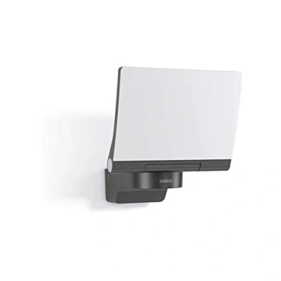 Imagen de Steinel XLED PRO 240 Foco LED, en color antracita, con consumo de 19,3 W, luz blanca cálida 3000 K e intensidad 2124 lúmenes