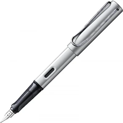 Imagen de Lamy AL star whitesilver Pluma estilográfica con mango ergonómico y plumín de acero pulido ancho trazo EF, carcasa aluminio ligero, incluye cartucho tinta azul T 10, para diestros