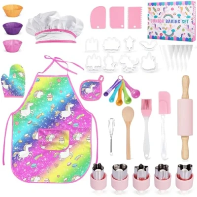 Imagen de BUOAZR 38 PCS Kit de Cocina y Horneado para niños, Incluidos Delantales, Gorros Chef, Guantes Accesorios Juego Roles Niña Juguetes Regalos 3 10 años