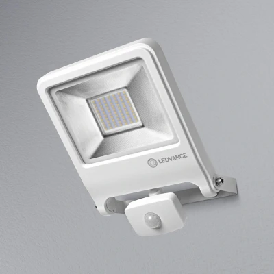 Imagen de LEDVANCE LED Fluter, Leuchte für Außenanwendungen, integrierter Bewegungssensor, Warmweiß, 257,0 mm x 201,0 63,0 mm, ENDURA FLOOD Sensor