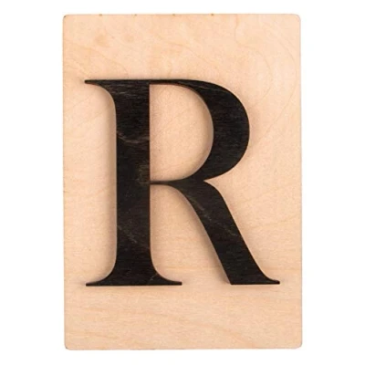 Imagen de Rayher Letra de madera R en 3D, negro, 10,5x14,8 cm, sobre cuadro madera, 63109576