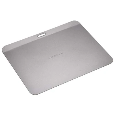 Imagen de MasterClass Insulated Baking Sheet, bandeja de acero para galletas con revestimiento antiadherente, sin PFOA, PTFE ni BPA, 35 x 28 cm, 20 años garantía, 1 unidad