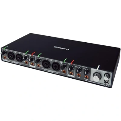 Imagen de Interfaz de alta resolución con 4 entradas y salidas Roland RUBIX44 — La solución para producción musical personal