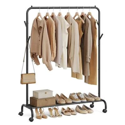 Imagen de SONGMICS Burro para Ropa, con Ruedas, Perchero Barra, Estructura de Tubo Acero, Carga Máx. 50 kg, Ancho 103,5 cm, Almacenaje Multifuncional, Negro HSR131B01