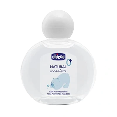Imagen de Chicco Agua Perfumada Natural Sensation, Fragancia Fresca y Delicada, Colonia Sin Alcohol para Bebés Recién Nacidos, Envase de Cristal, 100 ml