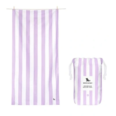 Imagen de Dock &amp; Bay Toalla de Playa Secado Rápido, Sin Arena Compacto, Ligero Materiales 100% Reciclados Incluye Funda Cabana Light Lombok Lilac, Extra Large (200x90cm, 78x35)