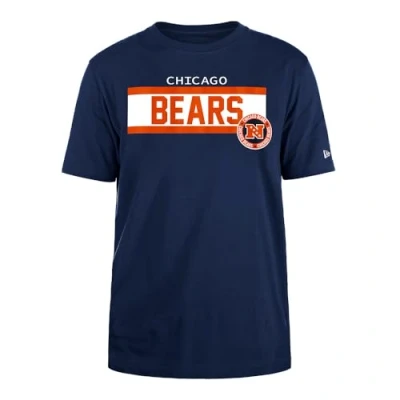 Imagen de CHICAGO BEARS New Era Cap NFL Camiseta Regular con impresión de Tinta Alta Densidad, gráfico Frontal, Color Original del Equipo, Unisex, Azul Marino